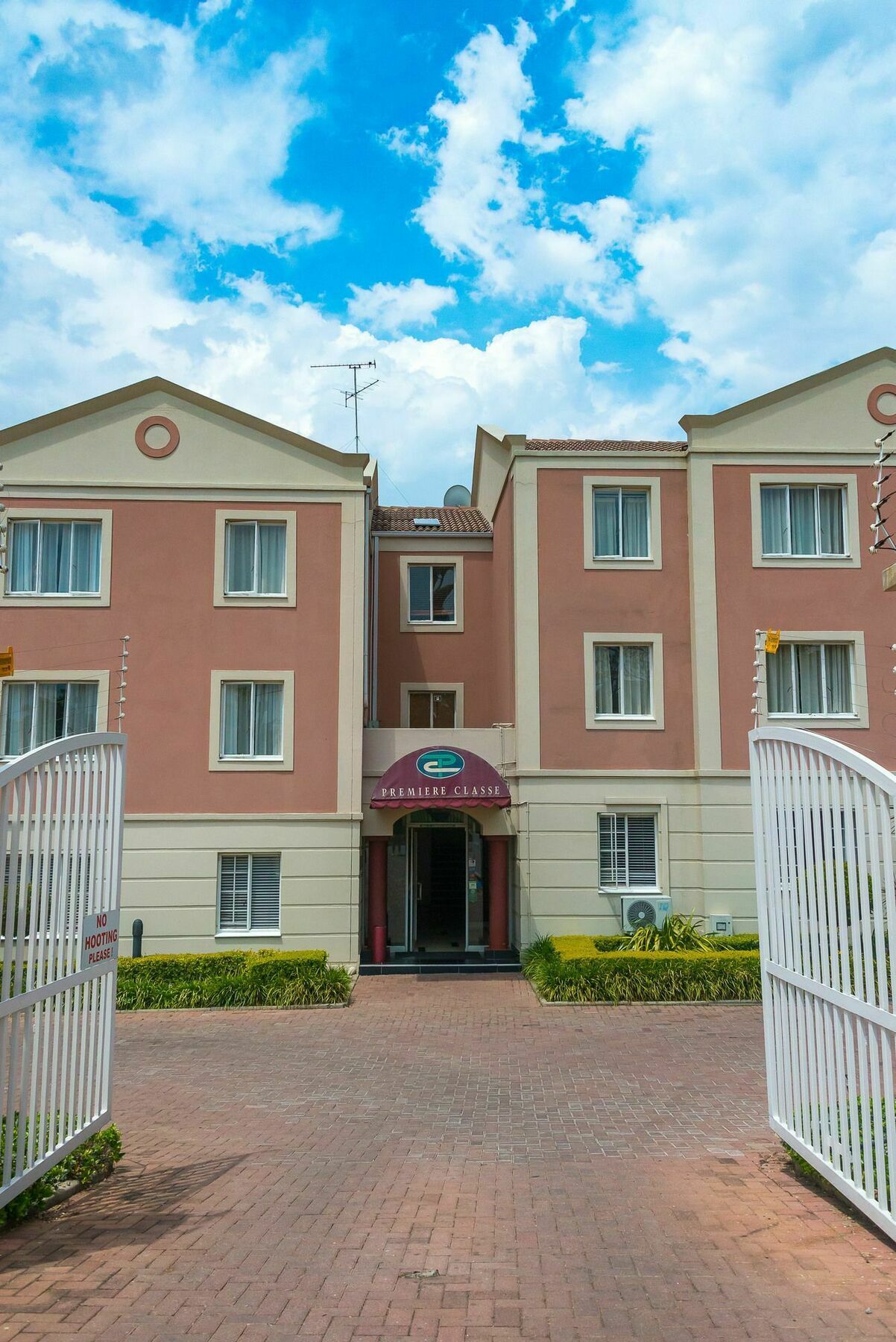 Premiere Classe Apartment Hotel Γιοχάνεσμπουργκ Εξωτερικό φωτογραφία